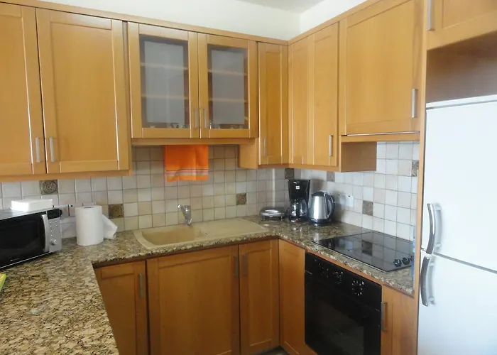 Sunorama Beach Apartment Larnaca