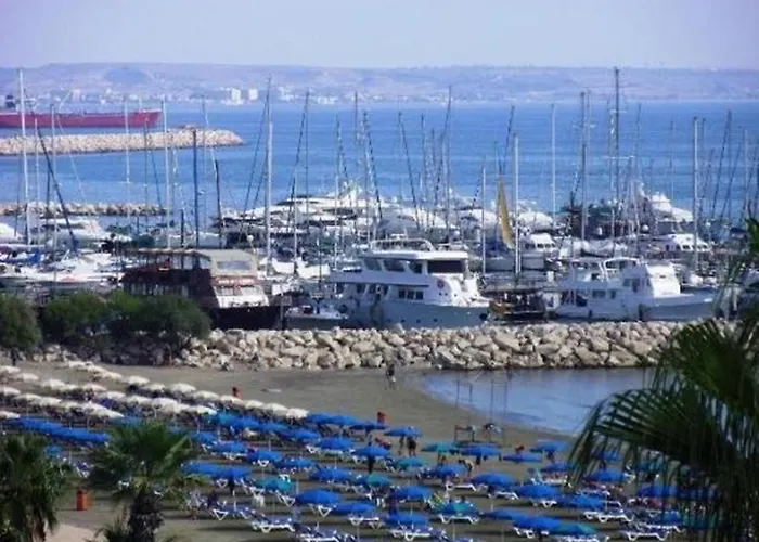 Apartment Sunorama Beach Larnaca