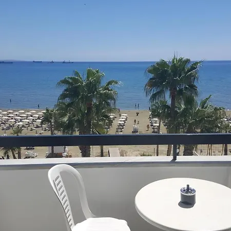 Apartament Sunorama Larnaca